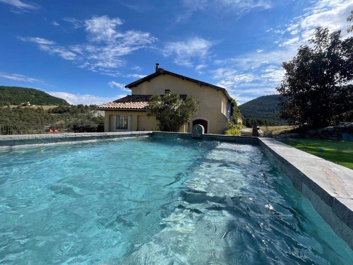 Villa Domaine du Pigeonnier à Saint-André-les-Alpes Extérieur photo